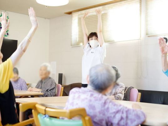 和気あいあいとした様子の部屋