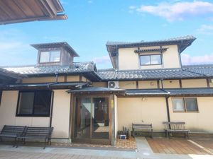 和風の建物外観