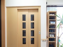 エントランスの待合スペース