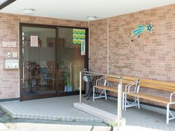 温かみのあるエントランス