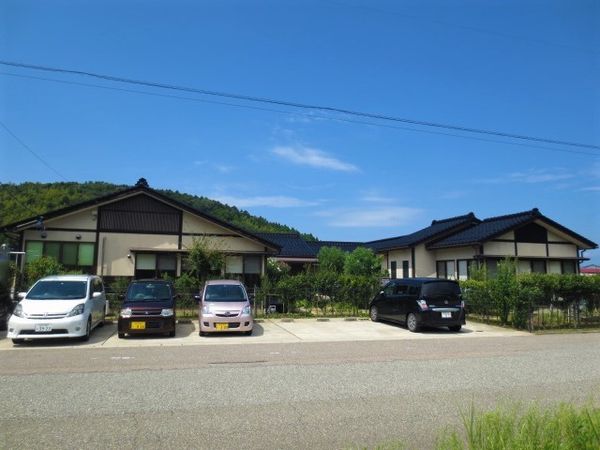 緑豊かな和風建築