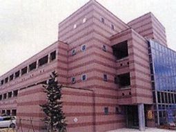 モダンな建物の外観