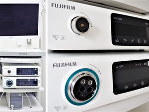 内視鏡機器の並ぶ機能訓練室  