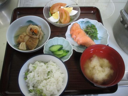 和食の食事セット