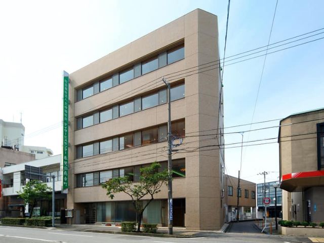 駅近の建物外観 外観 交通アクセスが便利な立地にある建物です。通勤しやすい環境が整っています。