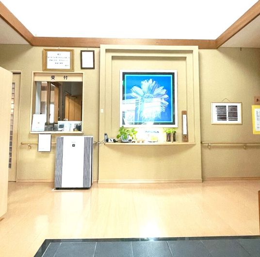 きれいなフロントの勤務地