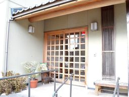 和風のエントランス