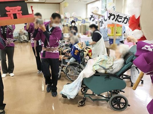 祭りの様子の共有スペース
