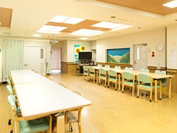 ひらいデイ・ケア健康館の外観