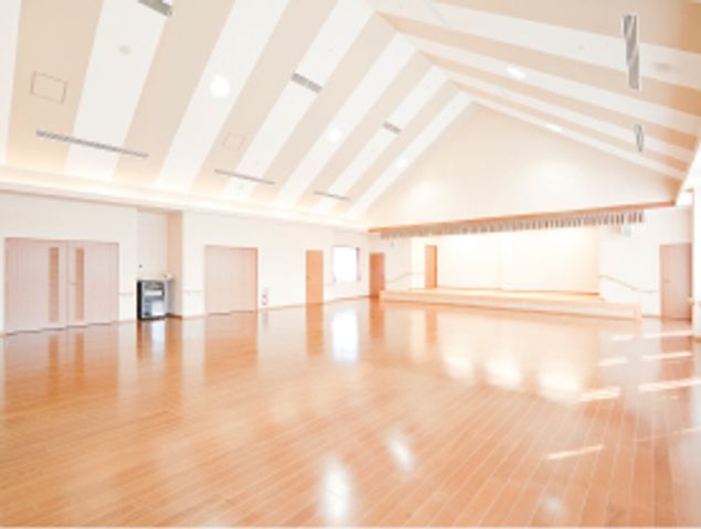 広々とした多目的室