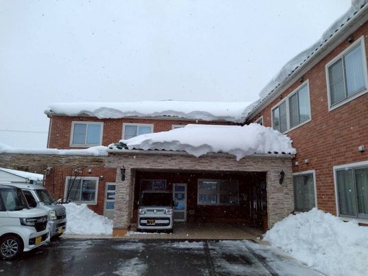 雪の外観  