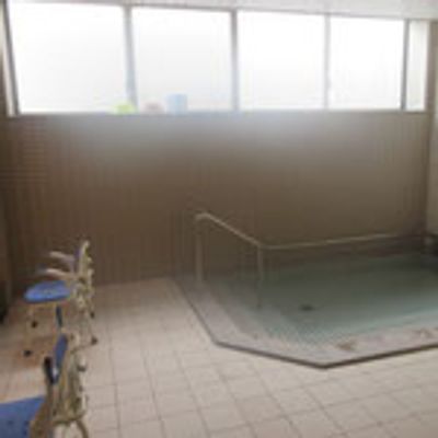 広々とした浴室