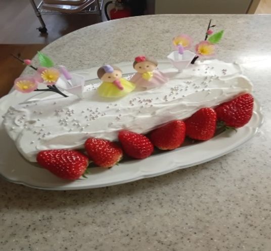 イチゴとクリームのケーキ