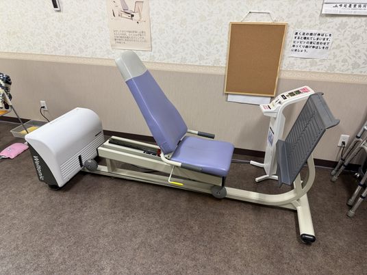 トレーニング機器の一角