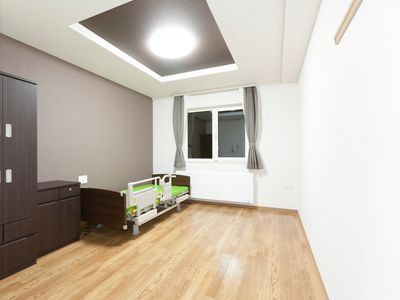 明るい床の居室