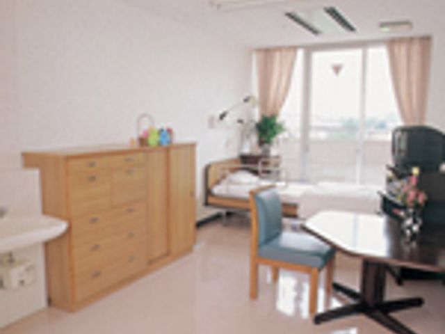 くつろげる居室 居室 自然光が差し込む明るい居室です。快適な環境でリラックスして過ごせます。