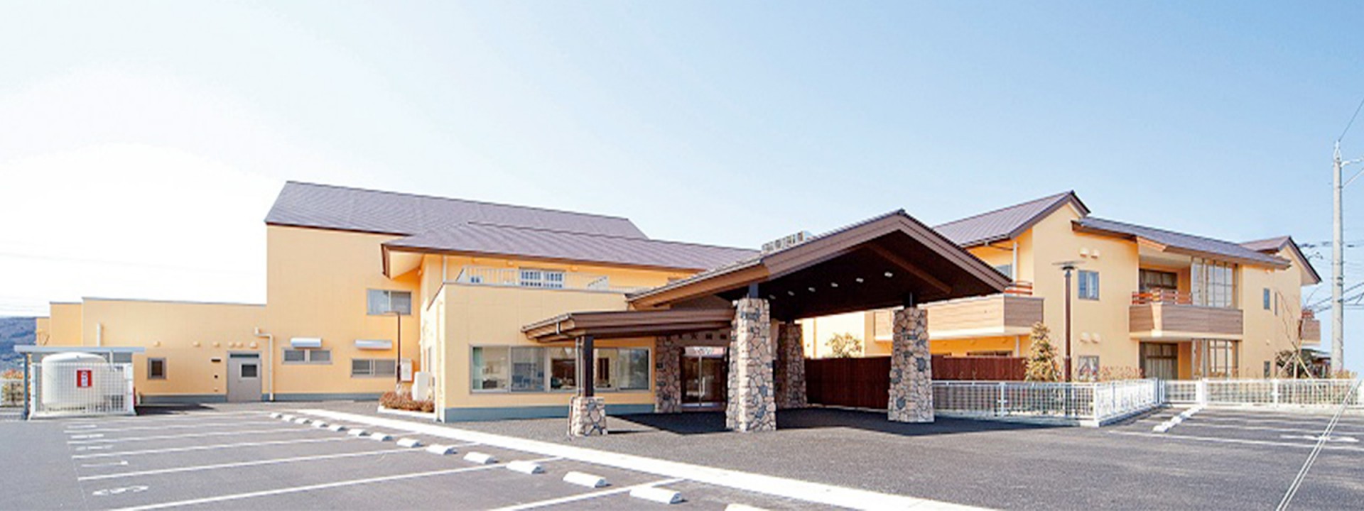 東安居苑短期入所の外観