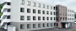 新しい建物の外観