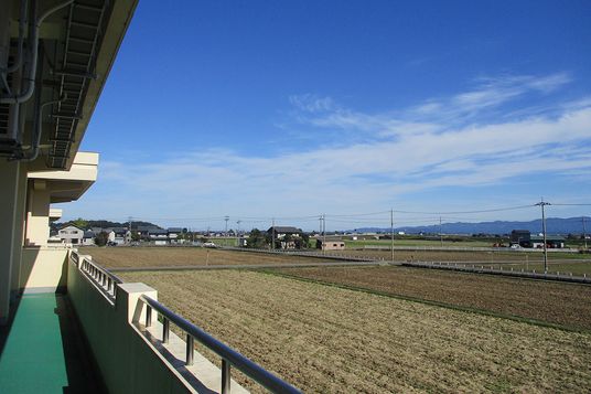 のどかな眺望のバルコニー  