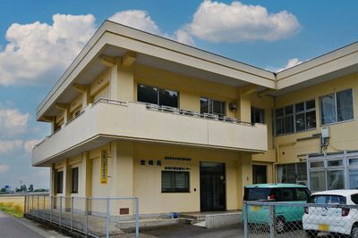施設の外観
