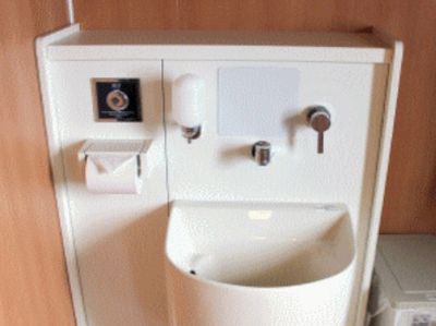 清潔な洗面台