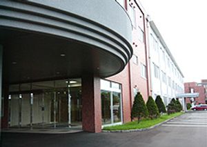 広々とした外観