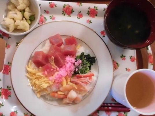 彩り豊かな料理盛り付け