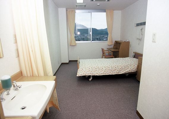 山が見える居室