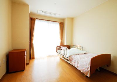 明るい個室居室