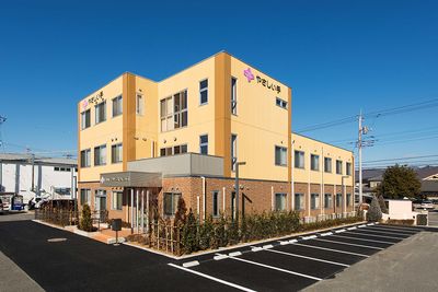 モダンな建物の外観