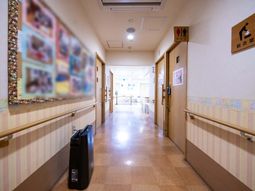 広々とした廊下