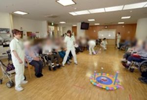 広々とした多目的室