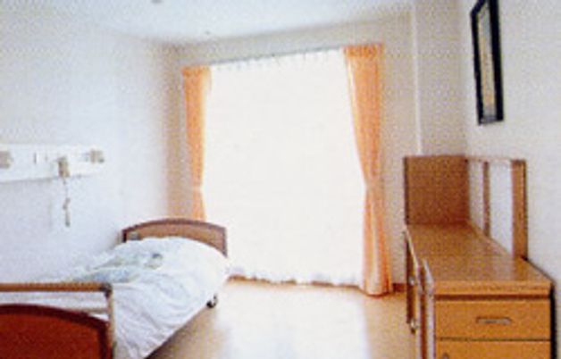 明るい個室の空間