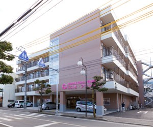 指定短期入所生活介護事業所コスモ・アンシアの外観