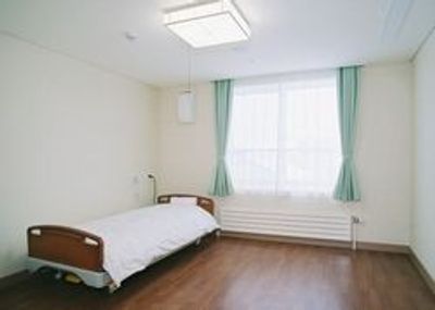 自然光が差し込む居室