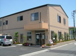 温かみのある施設外観