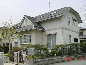 住宅風の外観  