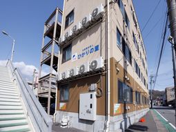 日当たり良好な建物外観