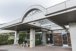 北信総合病院 老人保健施設 もえぎの外観