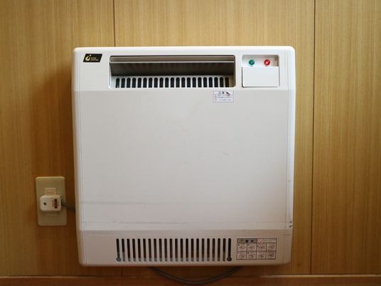 壁掛け式のエアコン