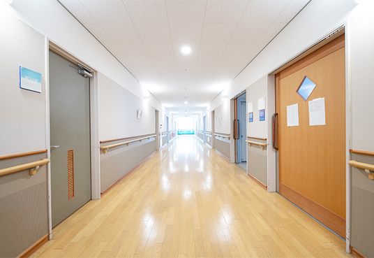 清潔感のある廊下