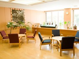 明るい休憩室の様子