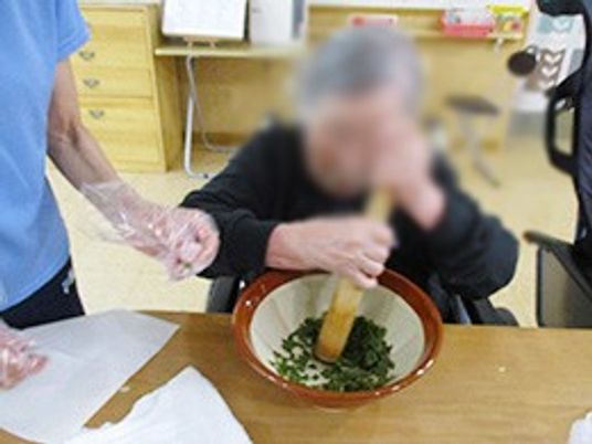 食材を調理する様子