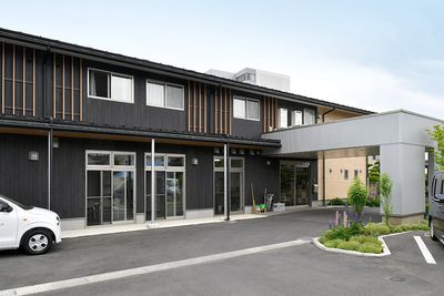 木造の建物外観