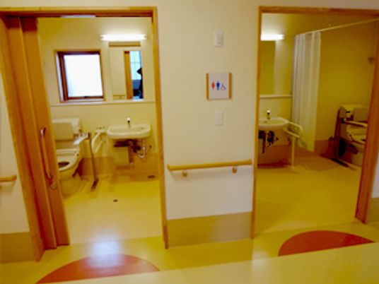 広々としたトイレ