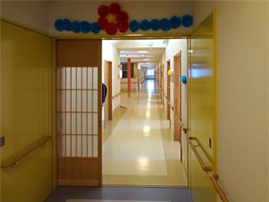 安全な通路の廊下