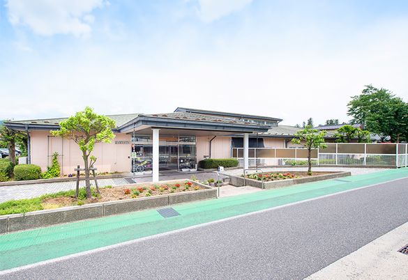 明るく開放的な外観