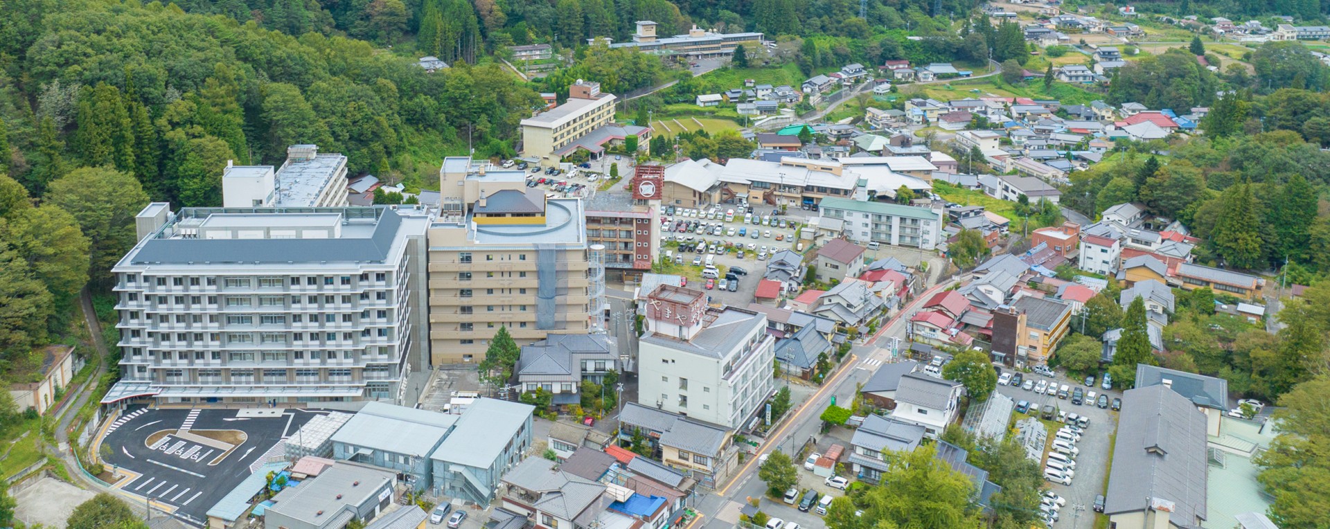鹿教湯三才山リハビリテーションセンター介護療養型 老人保健施設 いずみのの外観