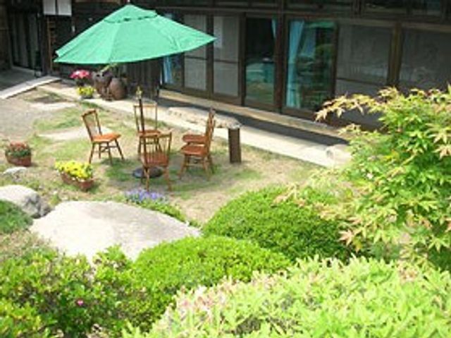 緑豊かな中庭