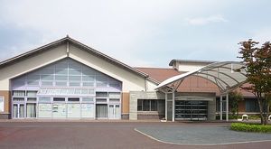 親しみやすい入口外観